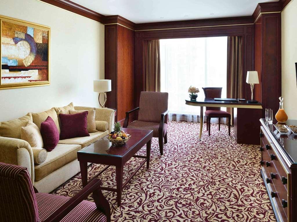 Hotel Moevenpick Star 5*